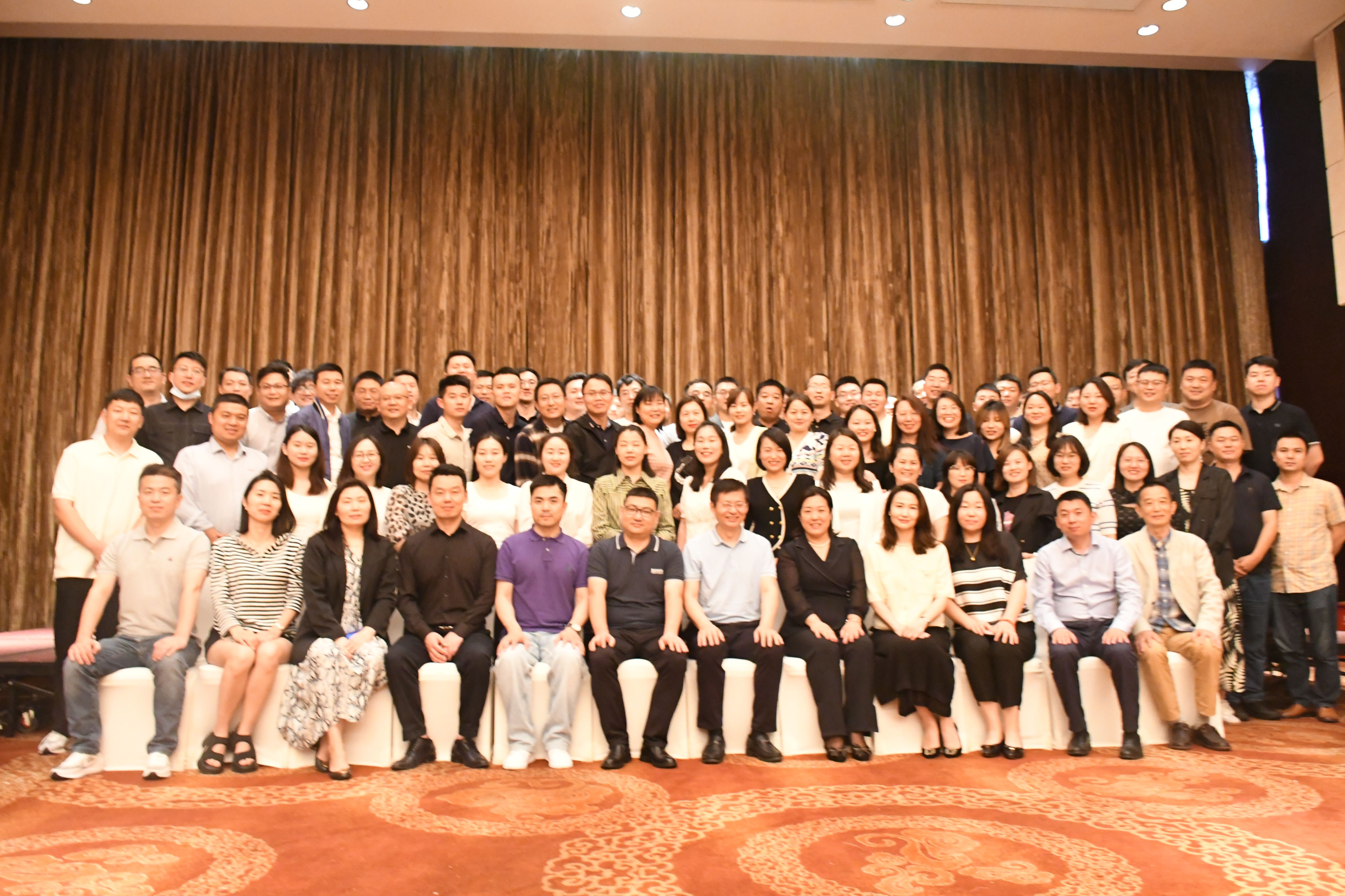 1691128339570590.jpg 齊普生新華三事業(yè)部2023財(cái)年一季度銷(xiāo)售會(huì)議圓滿(mǎn)召開(kāi).jpg